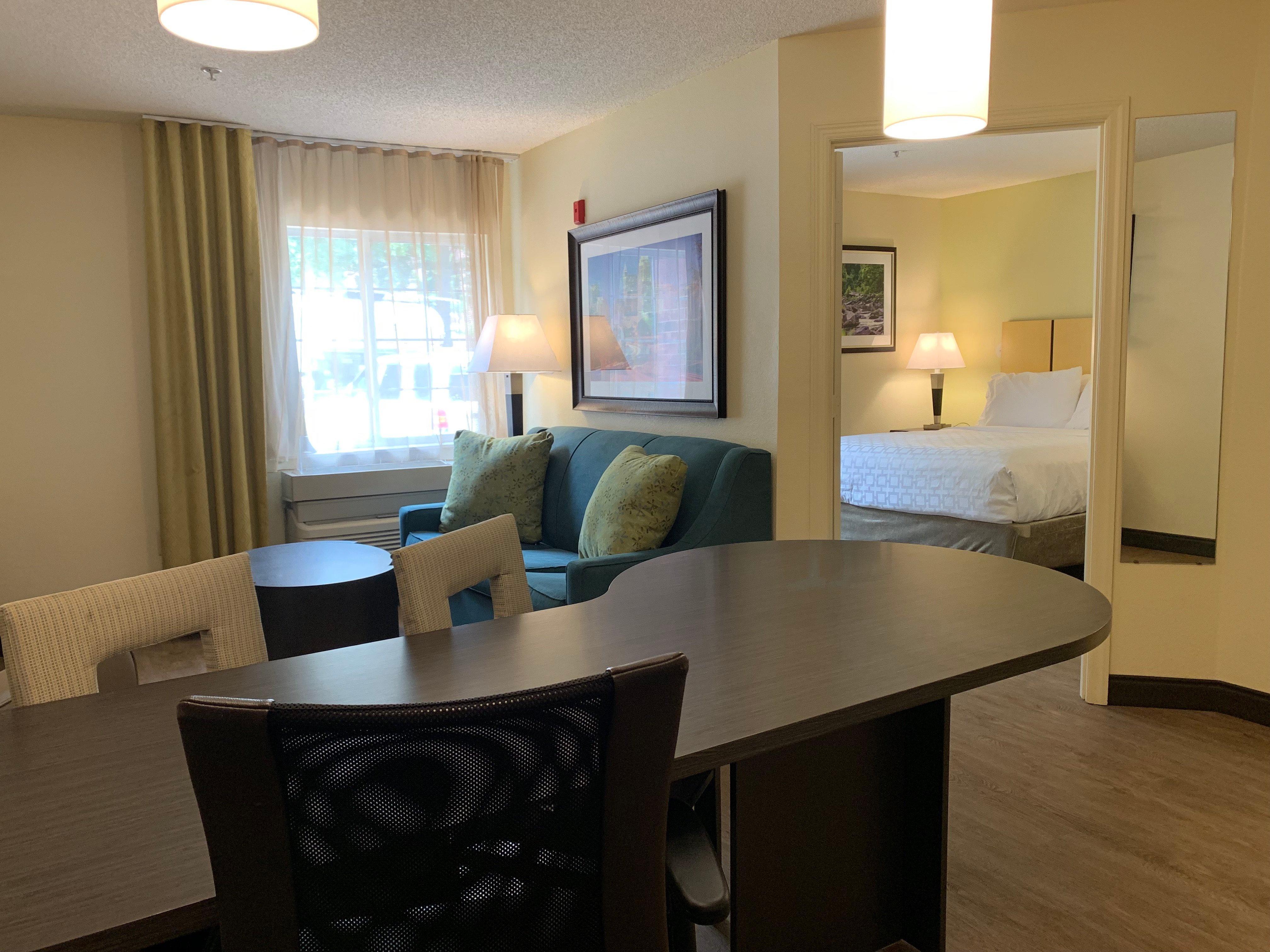 Candlewood Suites Raleigh Crabtree By Ihg Exterior photo