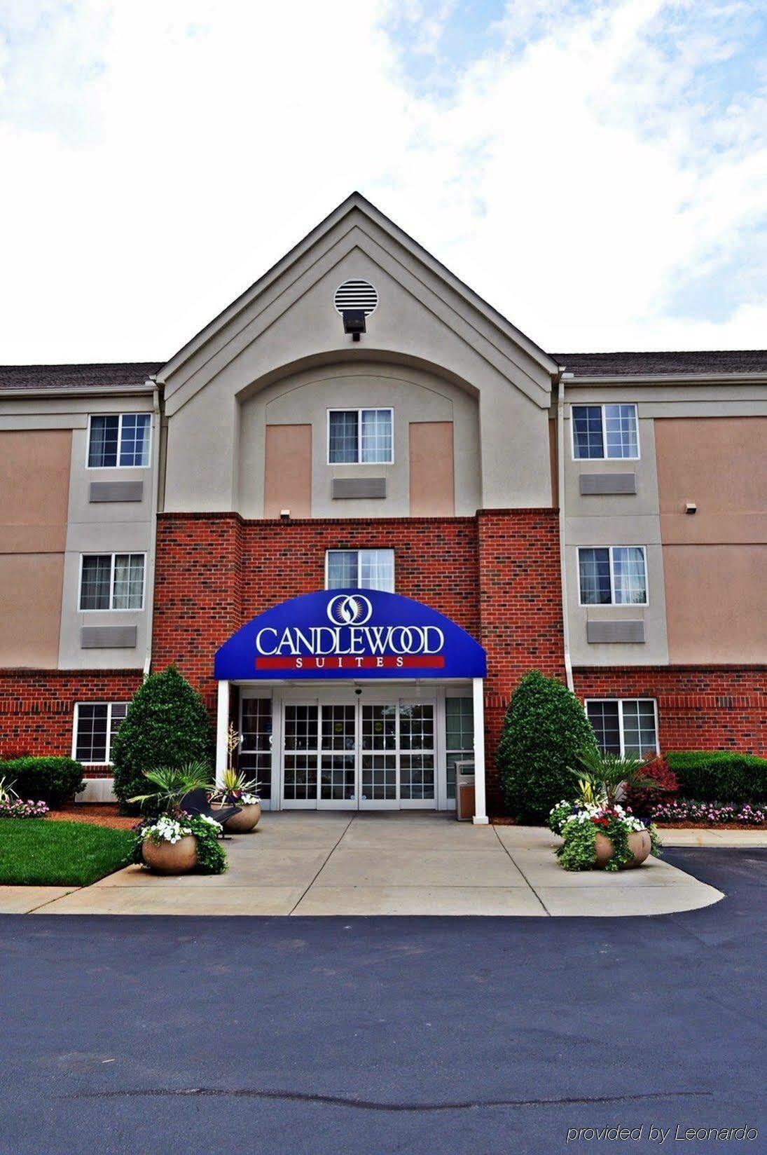 Candlewood Suites Raleigh Crabtree By Ihg Exterior photo